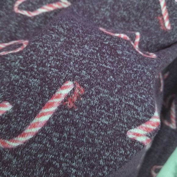 Victorias Secret Candy Cane Heart Pajama Top - Picture 5 of 9